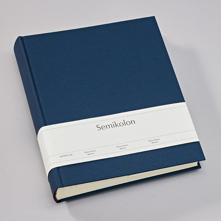 Semikolon 351004 Foto-Album Classic Medium - 21,6 x 25,5 cm - 80 Seiten cremefarben, für 160 Fotos -