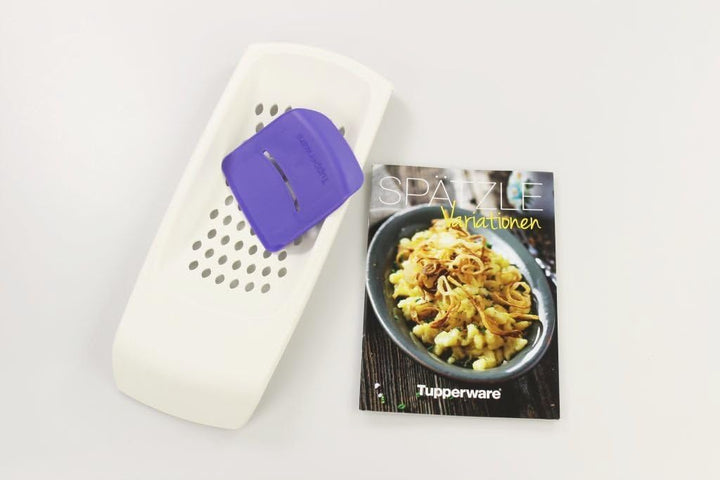 TUPPERWARE Backen weiss Knöpfle Spätzle+Teigspatel+Rezeptheft Spätzleria 29737
