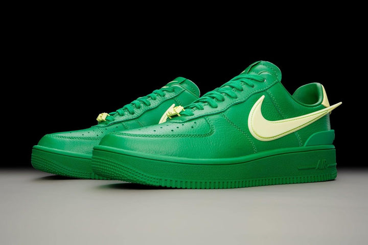 Nike Herren Air Force 1 '07 Fresh Sneaker 40.5 EU Pine Green Pale Yellow, 40.5 EU Pine Green Pale Ye
