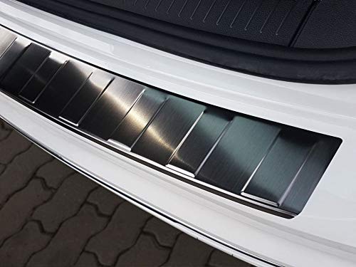Ladekantenschutz aus Edelstahl in anthrazit mit 3D Abkantung passend für VW Tiguan ab 4/2016-1/2024/