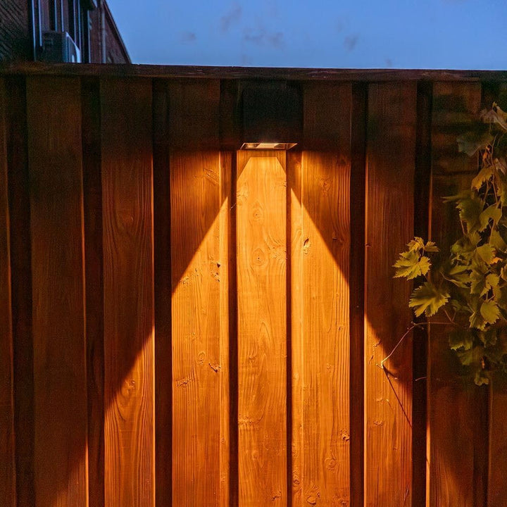 HOFTRONIC - Kansas LED Solar Wandleuchte mit Bewegungsmelder XL (15x15x15cm) - Aussenleuchte 3000K W