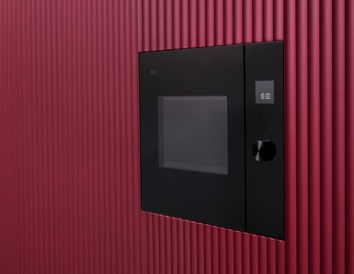 AEG Einbau-Mikrowelle Serie 6000 mit Steam Set - 60 cm - 17 L Garraum - Touch-Bedienung - Display mi