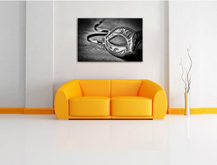 Pixxprint Verführerische Karnevalsmaske / 100x70cm Leinwandbild bespannt auf Holzrahmen/Wandbild Kun