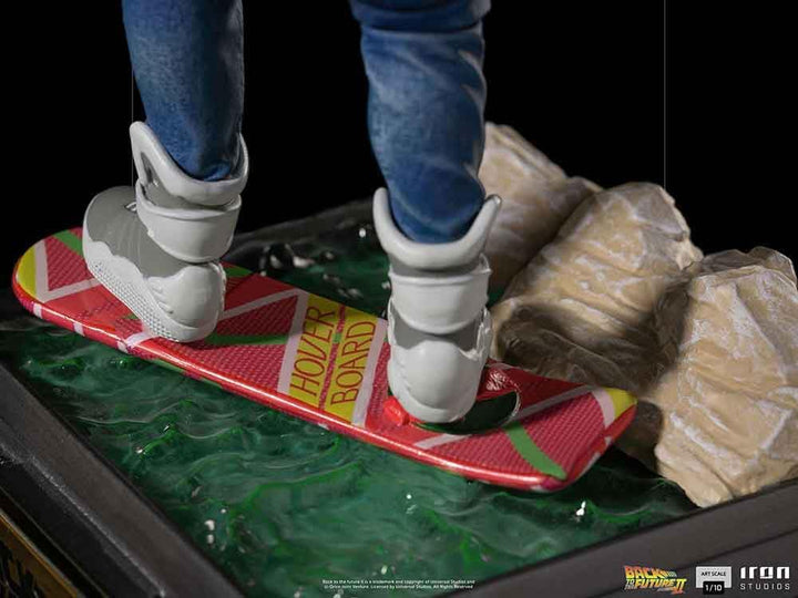 Iron Studios Back to The Future Marty McFly Hoverboard 1/10 Scale Statue Standard 1:10, 1:10