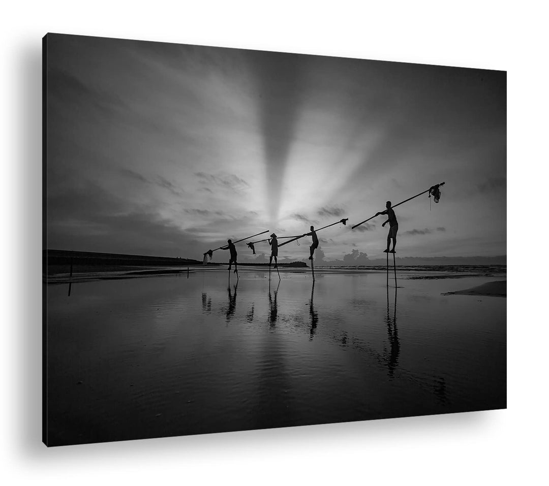 Küstenfischer bei der Arbeit Format: 80x60 Effekt: Schwarz&Weiss als Leinwandbild, Motiv fertig gera