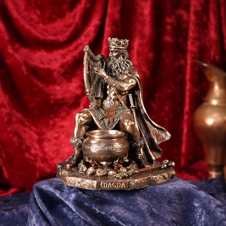 Nemesis Now Dagda König von Tuatha De Danann Keltische Gottheit-Figur, Bronze, 18,5 cm