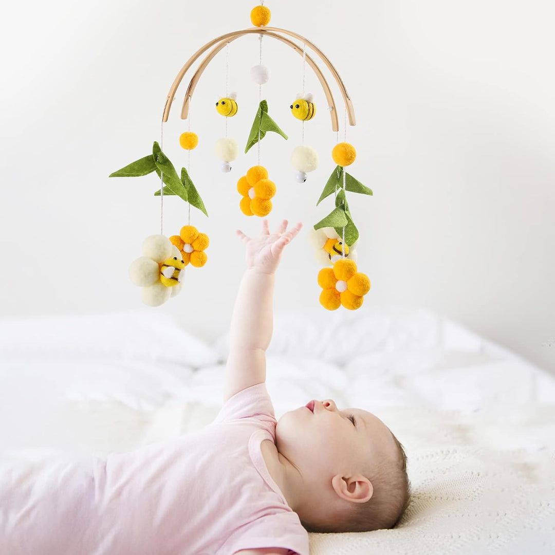 Youuys Mobile Baby Holz mit Filzbällen, Bienen und Blumen Baby Mobile Windspiel, Bettglocke Anhänger