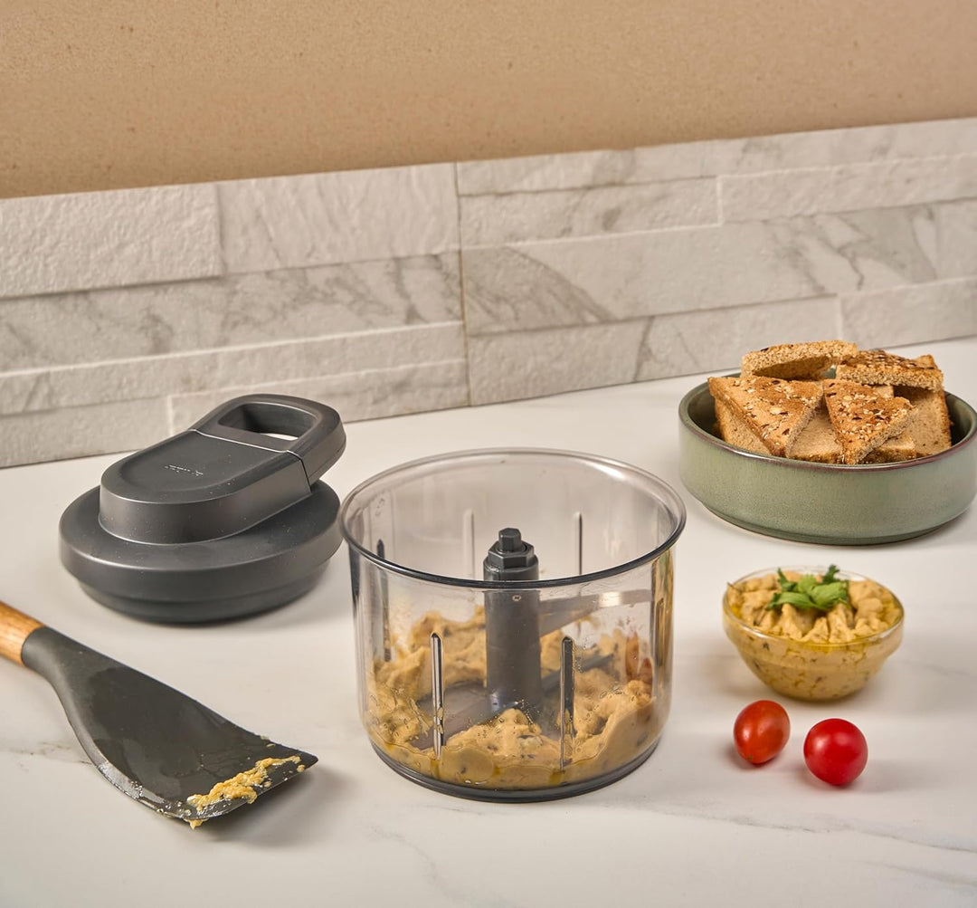 Zyliss Easy Pull Zwiebel­schneider Manuell, 800ml, Multizerkleinerer, Gemüse Zerkleinerer Manuell fü