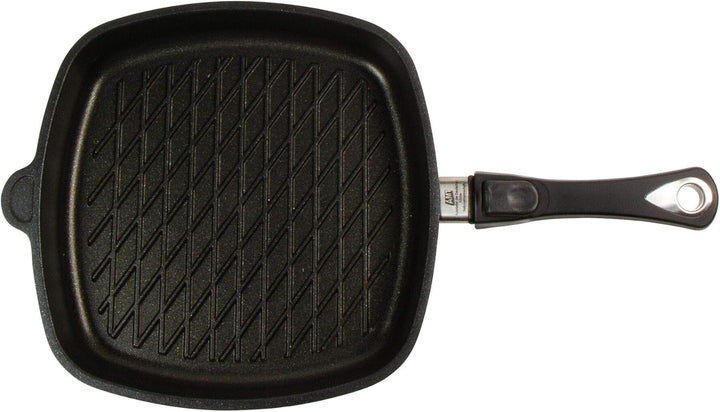 AMT Gastroguss Eckpfanne 28 x 28 cm, 5 cm hoch, mit BBQ-Boden, fester Stiel, induktionsgeeignet, Lot