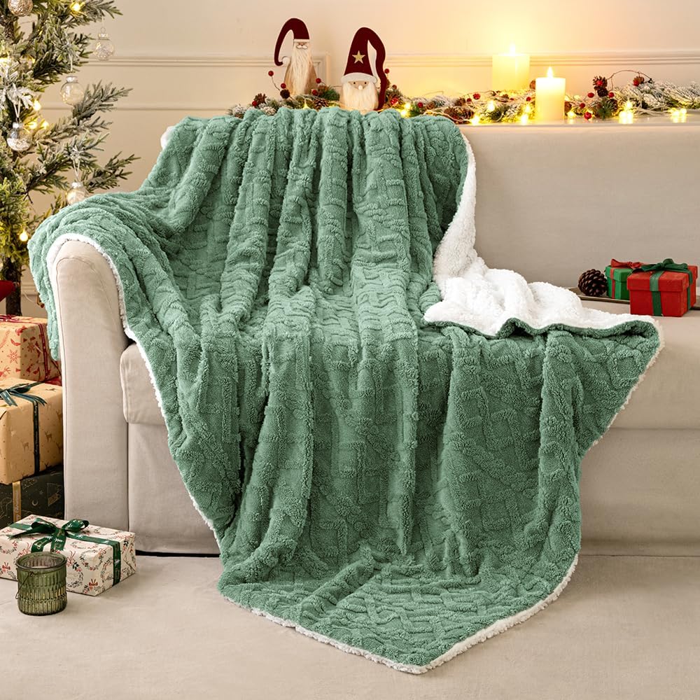 MIULEE Kuscheldecke Decke Sofa Wohndecke 130x150 cm Lammdecke Bettdecke Gestreifte Flauschige Weiche