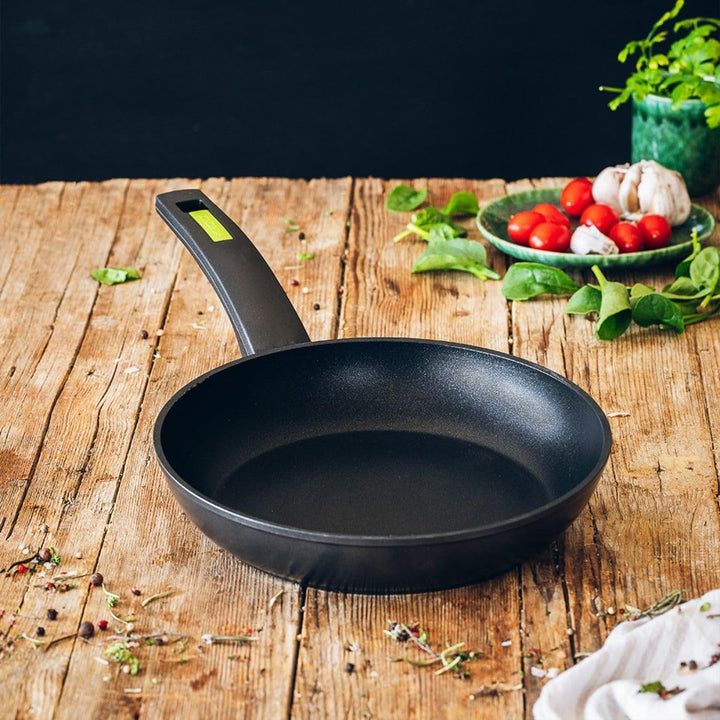 Monix S0427407 Pfannenset M481241, 18/22/26 cm, grün, 3-teilig 26 cm Grün, 26 cm Grün