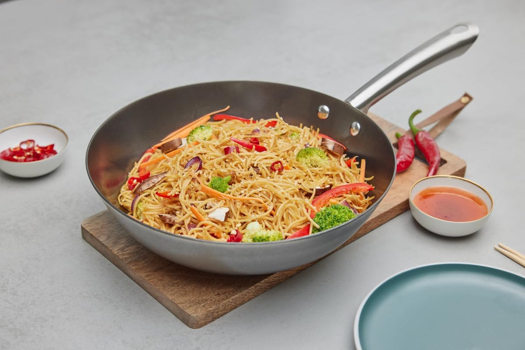 Schulte-Ufer 1460-28 i Wokpfanne Iron-Star | Eisenpfanne | unbeschichtet | 28 cm | ca. 3,30 l, Schwa