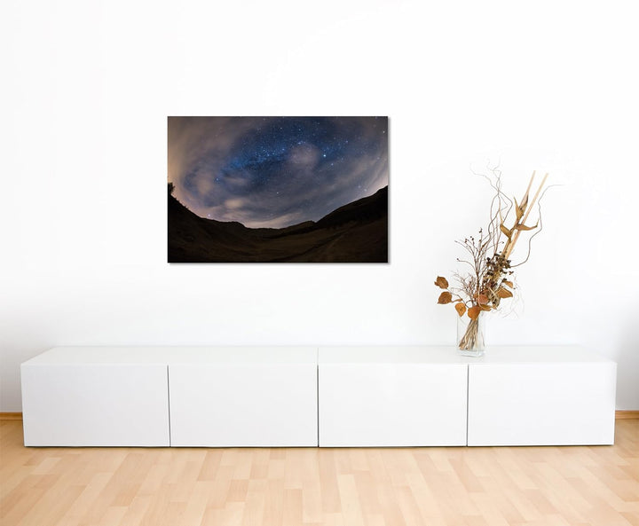 Paul Sinus Art XXL Fotoleinwand 120x80cm Landschaftsfotografie – Milchstrasse über den Alpen auf Lei