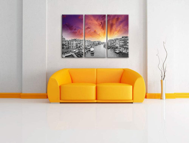 altmodische Wasserstrasse in Venedig schwarz/weiss 3-Teiler Leinwandbild 120x80 Bild auf Leinwand, X