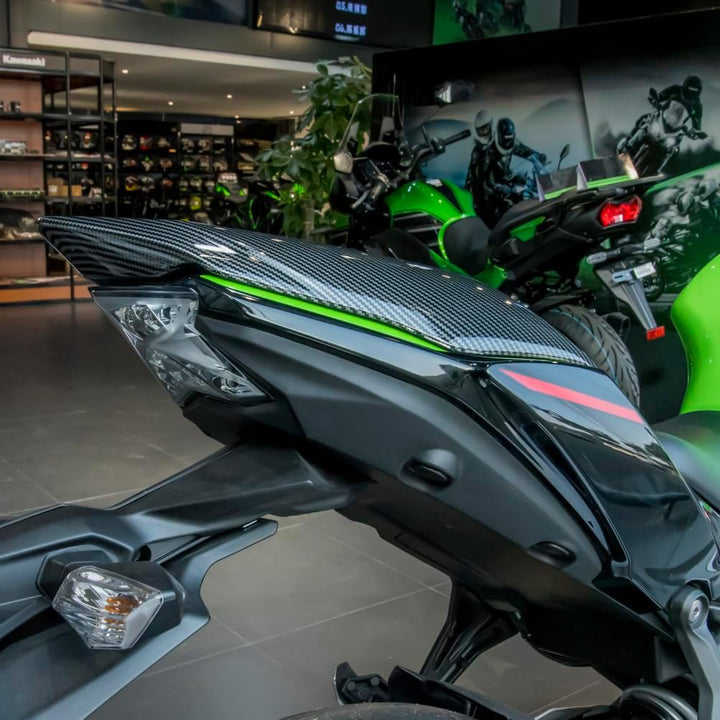 TAZGANTAX Verkleidungsabdeckung für den Soziussitz des Motorrads, kompatibel mit Ka-wa-sa-ki Z650 Ni