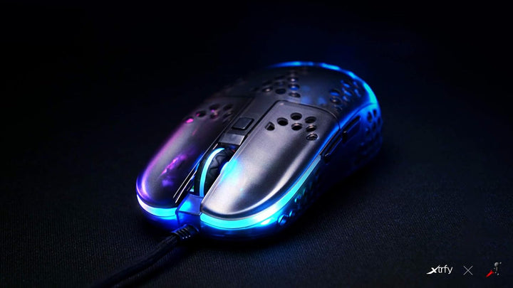 Xtrfy MZ1, Ultraleichte Kabelgebundene Gaming-Maus, Pixart 3389 Sensor, Einzigartige Form für Optima