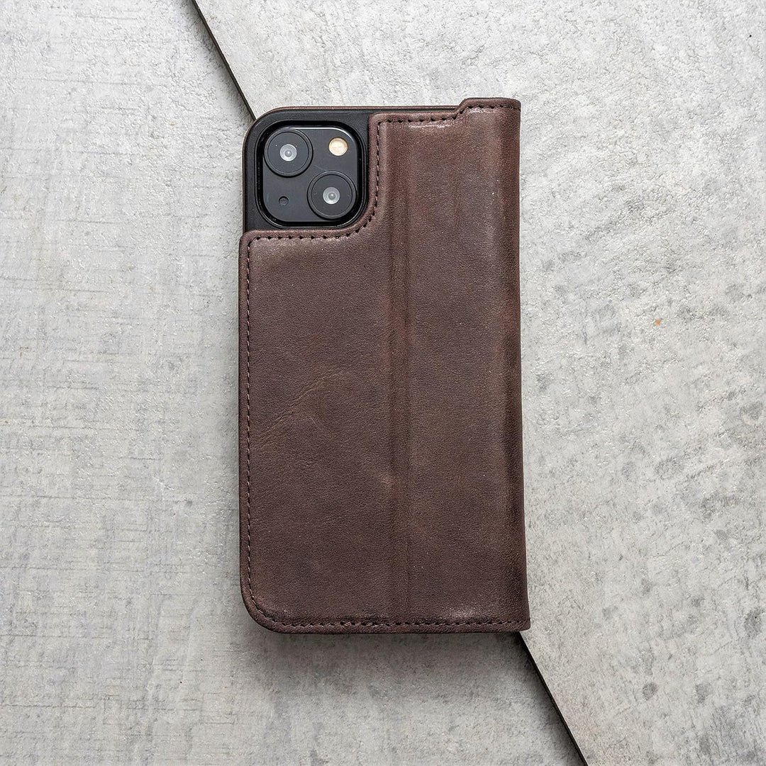 Porter Riley - Lederhülle für iPhone 13 (6.1"). Premium Echtleder Standhülle/Ledertasche/Brieftasche