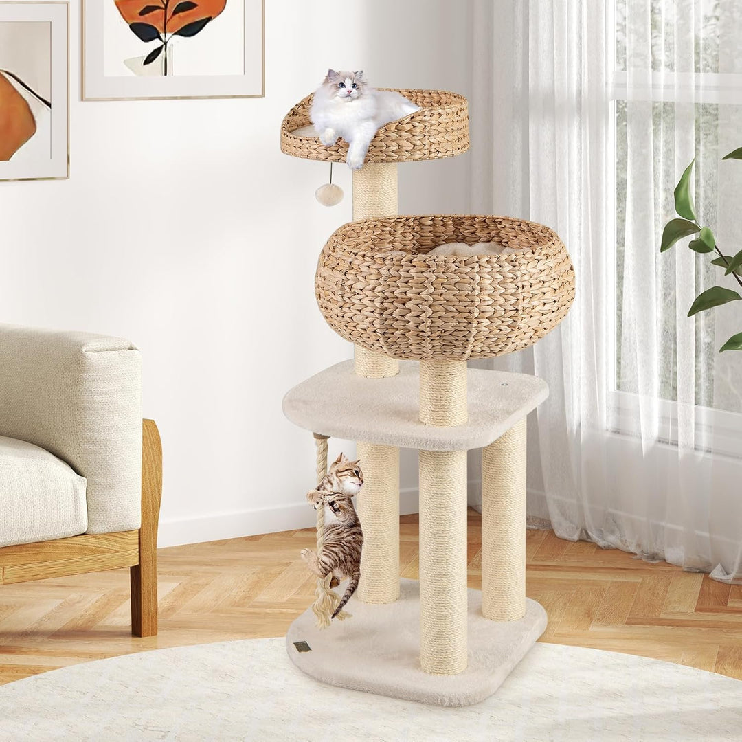 GYMAX Kratzbaum 104 cm, Katzenbaum Rattan mit Korb, Sisalstämme, Hängender Ball &amp; eine Schlinge, Sta