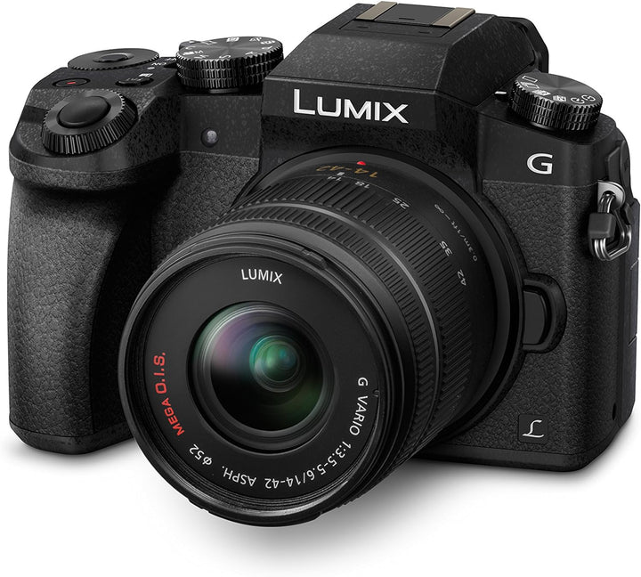 Panasonic Lumix G70KA Starterkit 16 MP, 4K Video, 7,5 cm (3 Zoll) Touchscreen, WiFi, NFC (inkl. 16 G