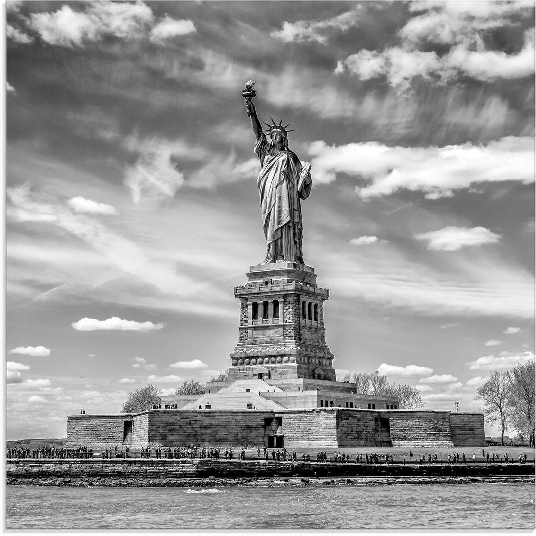 ARTland Glasbilder Wandbild Glas Bild einteilig 40x40 cm Quadratisch New York Skyline Statue Figur S