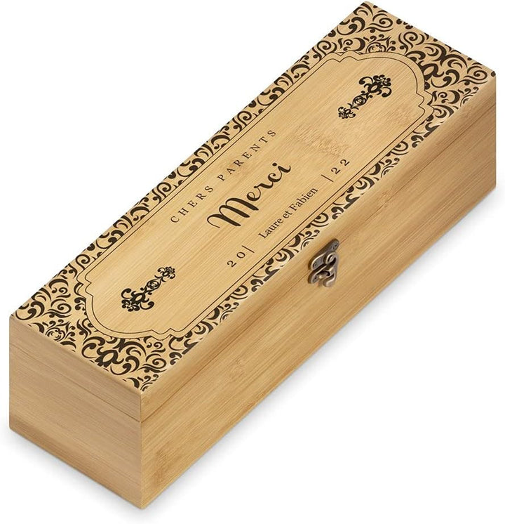 Maverton Weinbox für 0,7L Weinflasche - Wein Holzbox personalisiert + 4er Weinzubehör - Weinset Wein