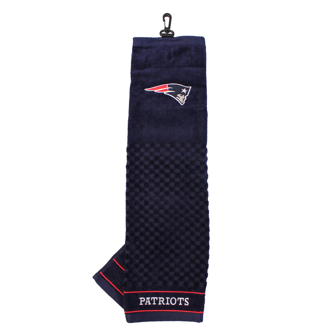 Team Golf NFL Embroidered Golf Towel, Checkered Scrubber Design, Embroidered Logo New England Patrio