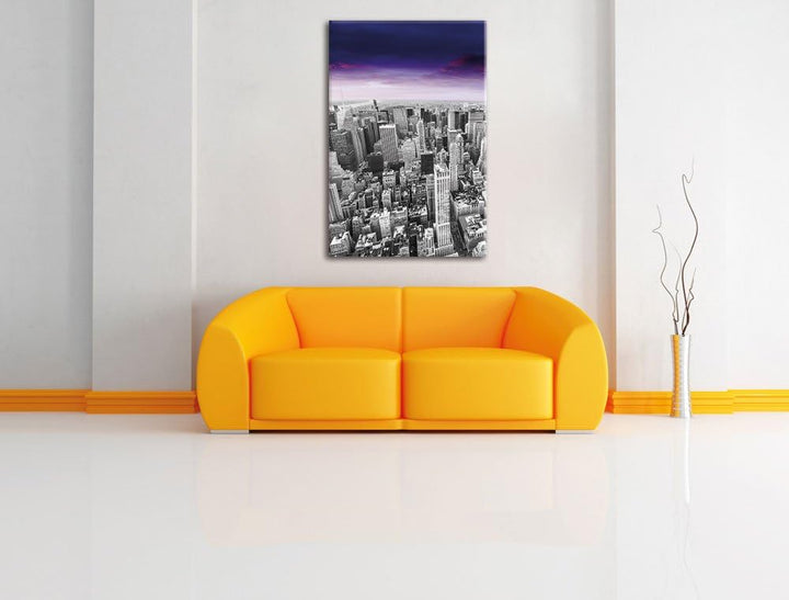 Pixxprint riesige Skyline von New York am späten Abend schwarz/weiss, Format: 80x120 auf hochkantige