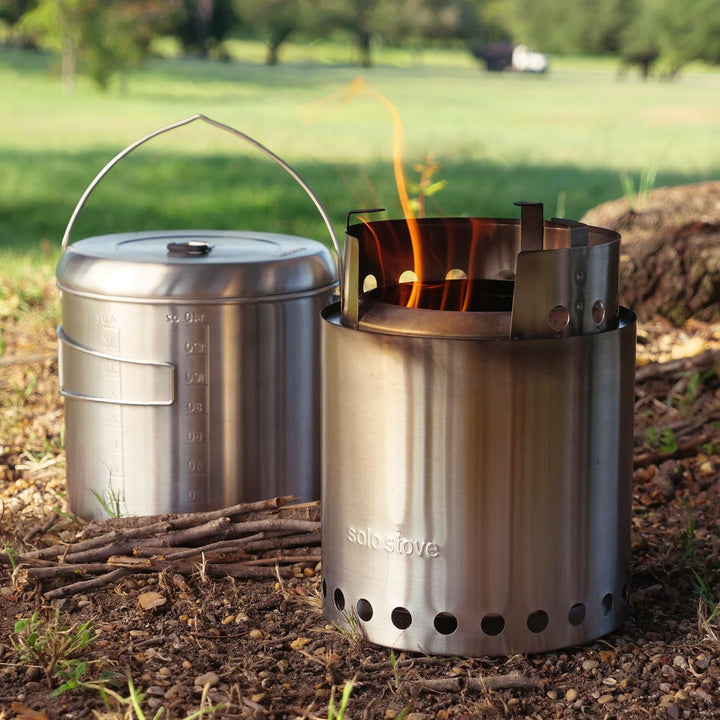 Solo Stove Camping Kochtopf 4000 ml | Inkl. Tragetasche, Markierungen für oz und ml, Ausgiesser und