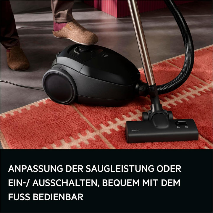 AEG Staubsauger mit Beutel, besonders leise 64 dB, kraftvolle 750 W, ergonomischer Handgriff, 12 m A