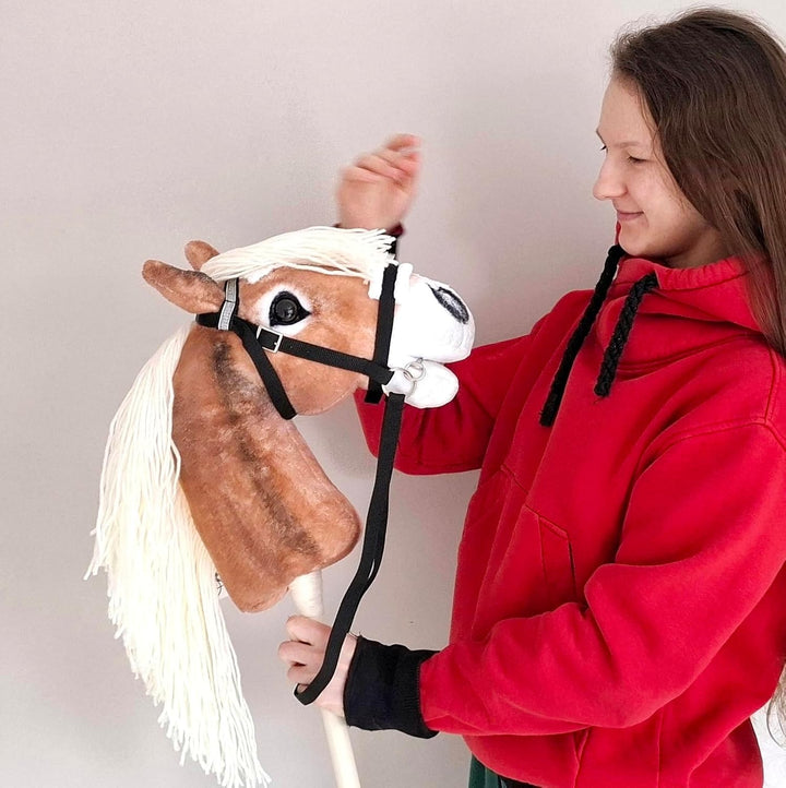Set Hobby Horse A3 + Abnehmbare Trense & Halfter | Grosses Steckenpferd Haflinger | Abnehmbare Trens