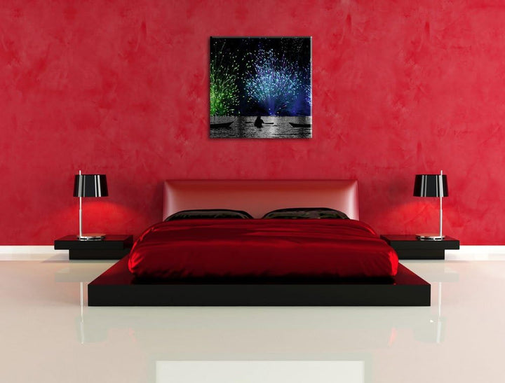 Pixxprint Feuerwerk auf dem Wasser / 70x70cm Leinwandbild bespannt auf Holzrahmen/Wandbild Kunstdruc