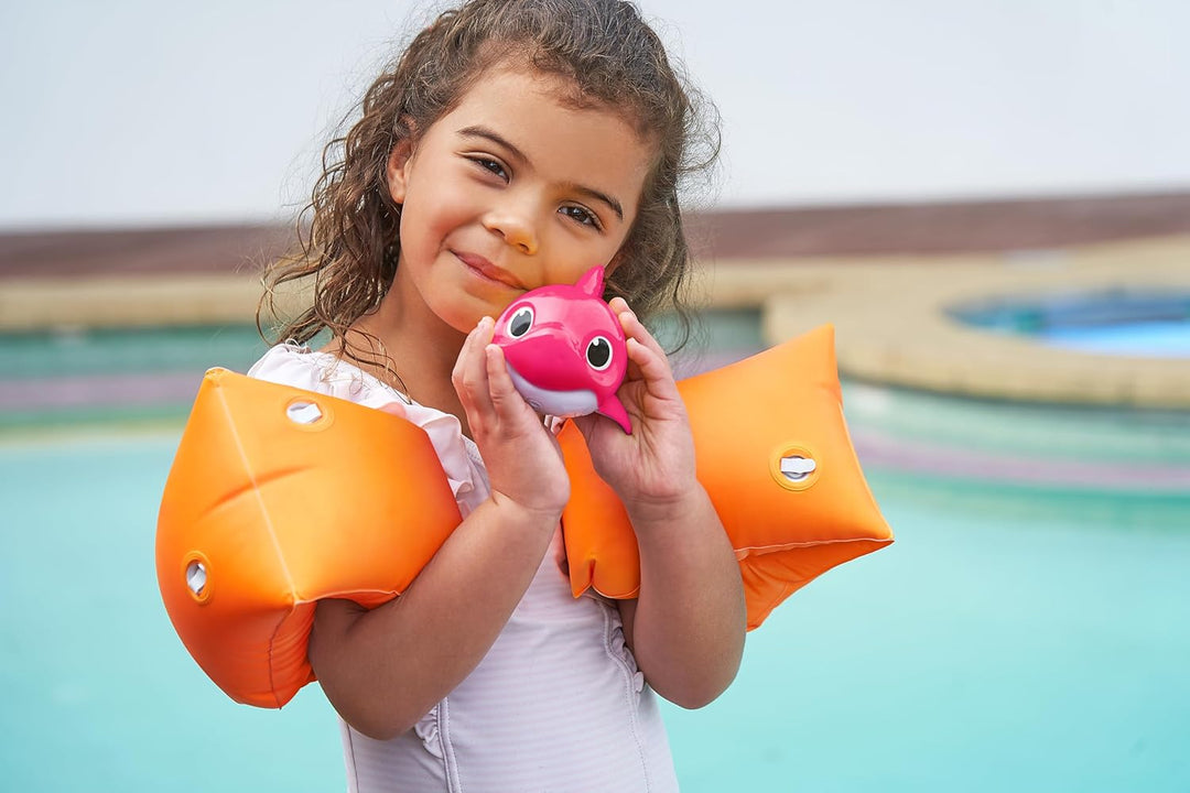 ZURU Robo Alive Junior Baby Shark Battery-Powered Sing and Swim Bath Toy by (Pink Mommy Shark), Pink