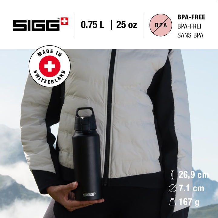 SIGG - Alu Trinkflasche - WMB ONE - Made in Switzerland - ClimatePartner - Kohlensäure geeignet - Au