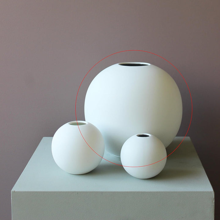 Cooee Design Ball Vase 20cm White, 20cm White