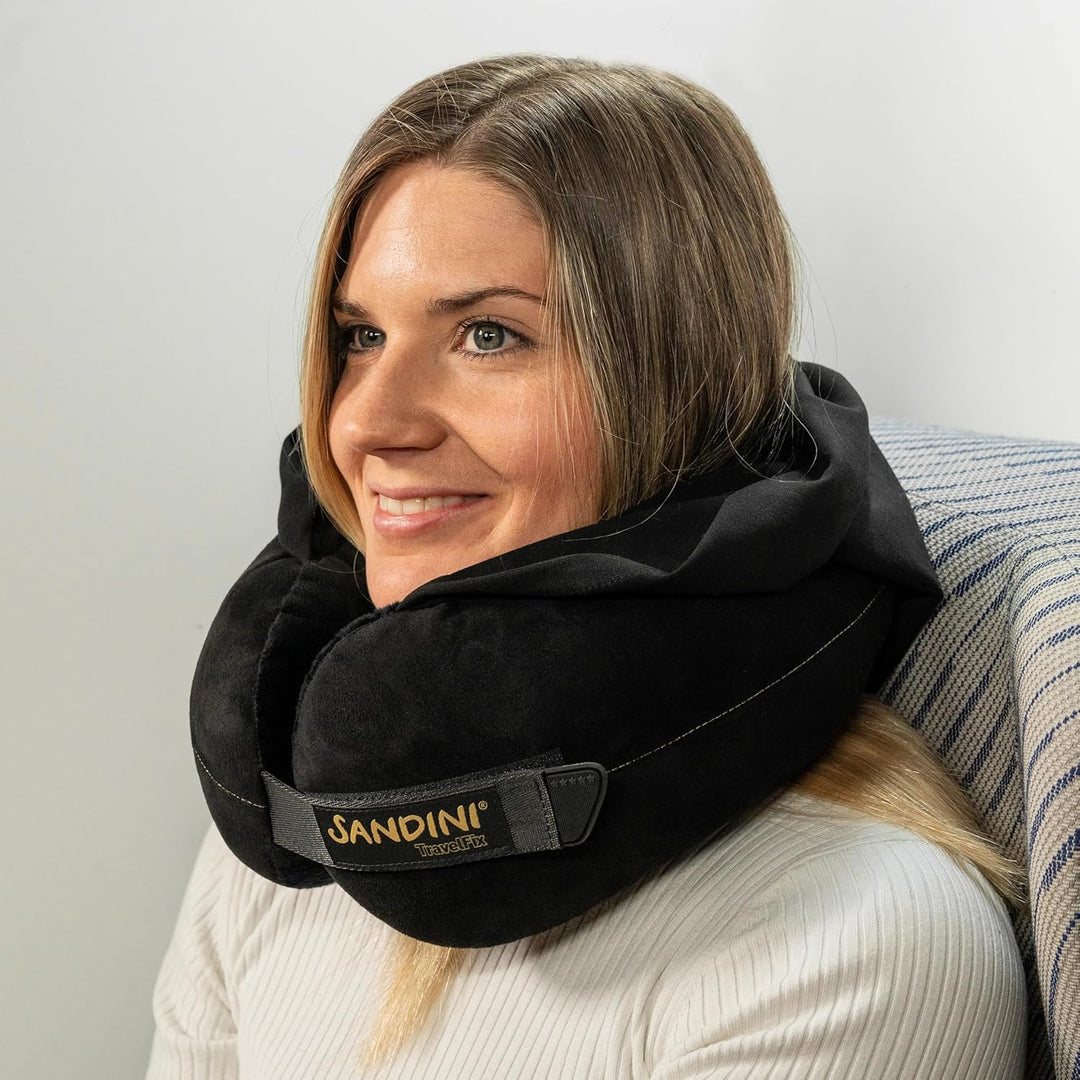 SANDINI TravelFix Hoodie Outlast – Premium Reisekissen/Nackenkissen mit ergonomischer Stützfunktion,