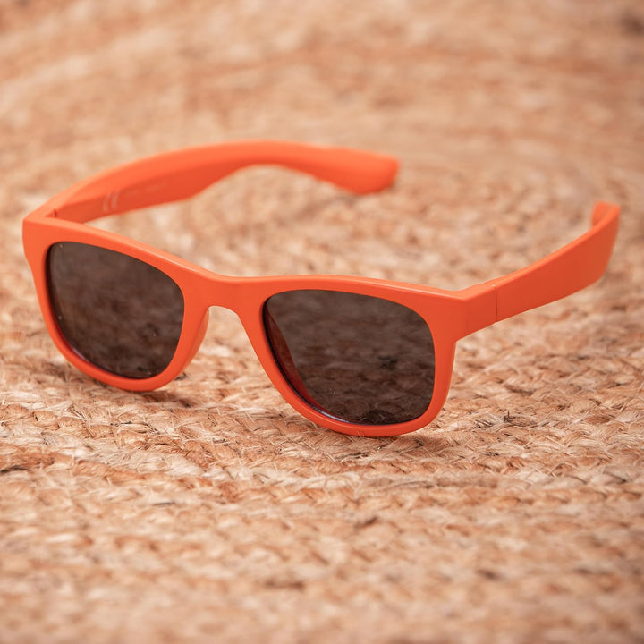 Kiddus Sonnenbrille aus Recycelten Fischernetzen. Für Mädchen und Jungen ab 12 Jahren. UV400 100% Sc