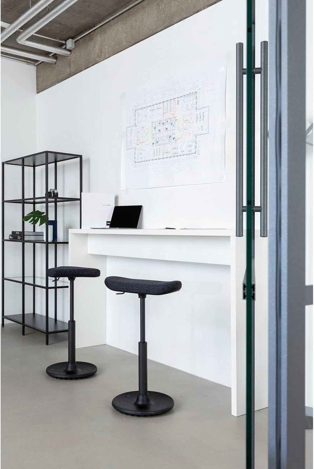 Topstar Sitness H1, Arbeitshocker, Stehhilfe, Drehhocker, höhenverstellbar, Stoffbezug Polyester, sc