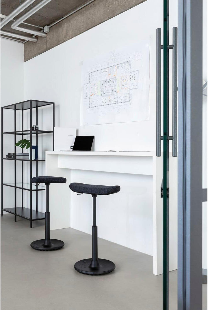 Topstar Sitness H1, Arbeitshocker, Stehhilfe, Drehhocker, höhenverstellbar, Stoffbezug Polyester, sc
