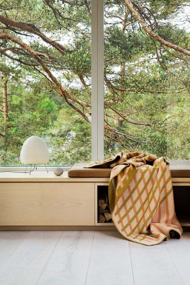 RØROS TWEED - Bislett - Wolldecke aus norwegischer Lammwolle - Design von Hallgeir Homstvedt - Decke