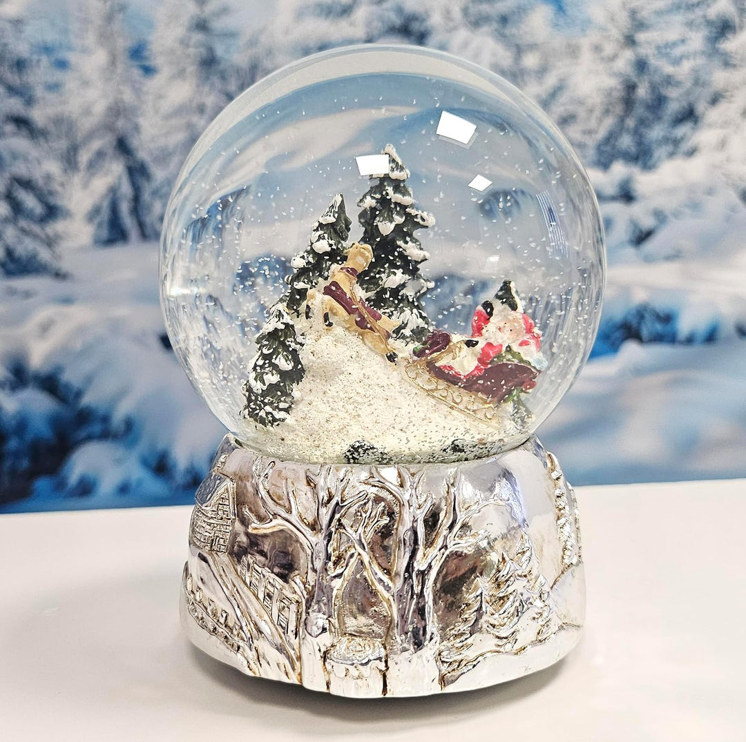 Schneekugel Weihnachtsmann rot Geschenkeliste auf Sockel nostalgische Schneelandschaft Weihnachten W