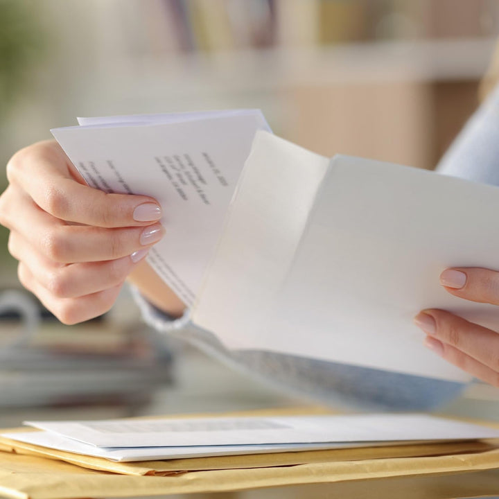 1000 Stück C6 Weisse Briefumschläge ohne Fenster, selbstklebender Haftfix Verschluss, Papierumschläg