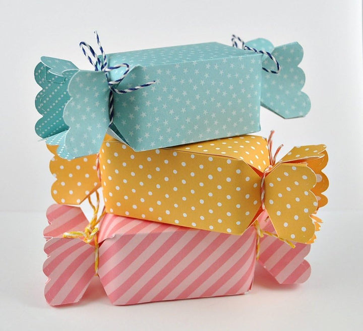 Lawn Fawn Lawn Cuts Custom Craft Die LF857 Candy Box by Lawn Fawn