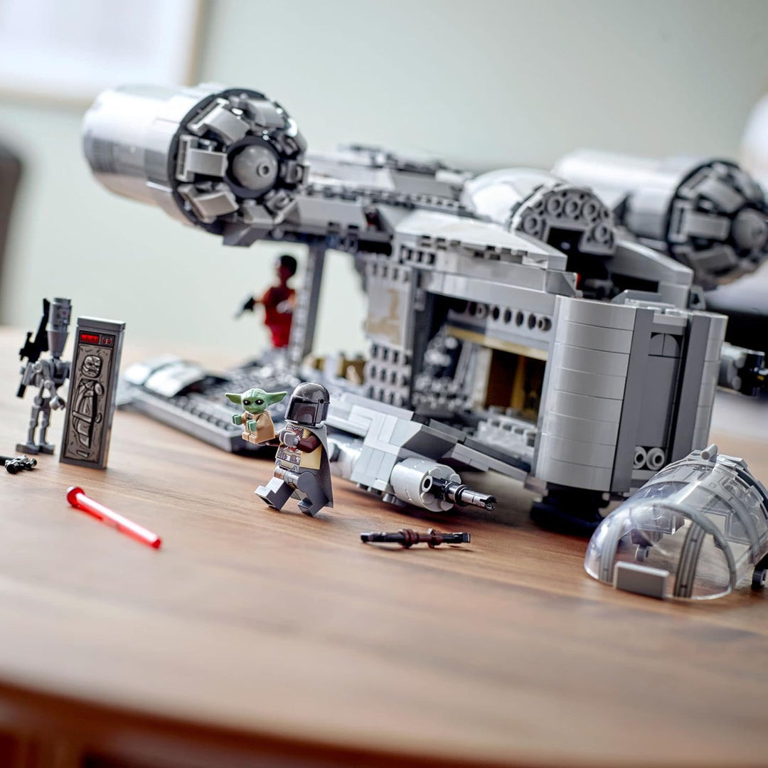 LEGO Star Wars The Razor Crest 75292 Bauspielzeug-Set für Kinder, Jungen und Mädchen ab 10 Jahren (1