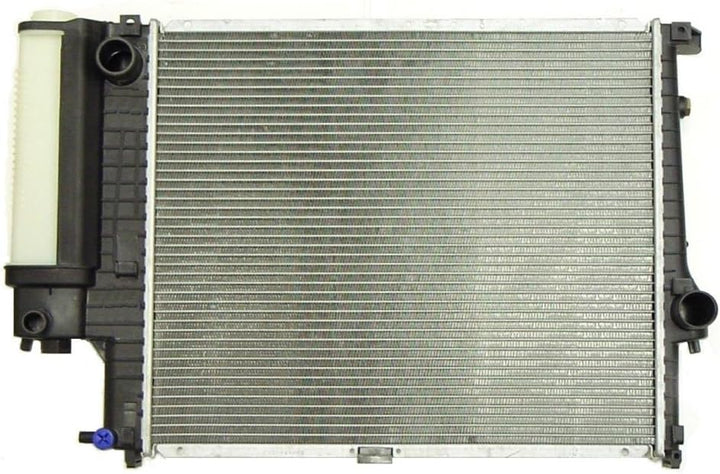 Nissens 60743A Kühler, Motorkühlung