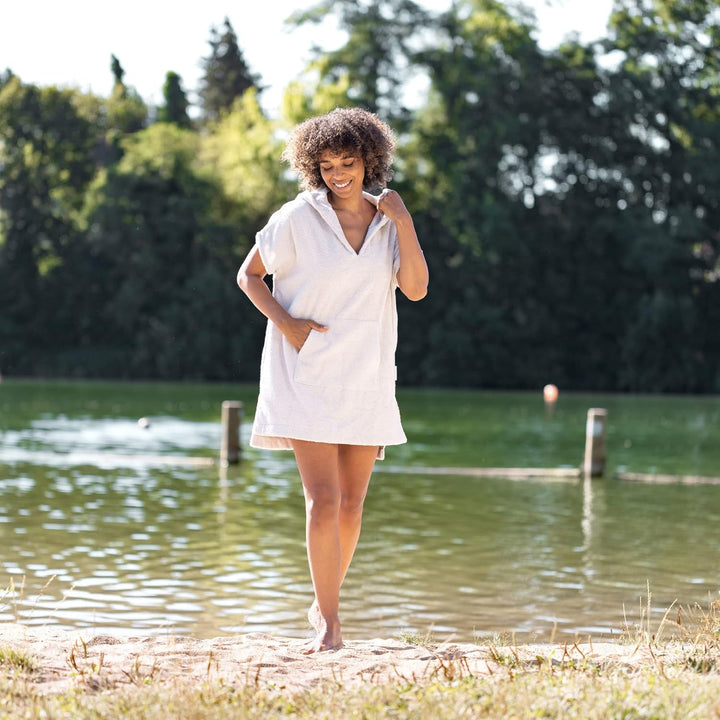 HOMELEVEL Poncho Damen Frottee - Badeponcho Badetuch aus 100% Baumwolle - Handtuch für Strand Sauna