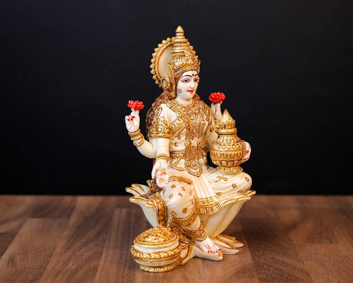 SHIVAJI ARTS Lakshmi Statue Zuchtmarmor, 18 cm, Weiss, Grösse M, 1 Stück
