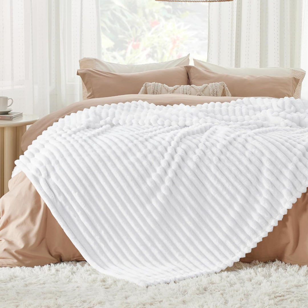 BEDSURE kuscheldecke 220x240 für Zimmer Deko - Tagesdecke, Wolldecke & Fleecedecke, Sofadecke, Weich