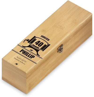 Maverton Wein Geschenkbox für 0,7L Weinflasche + Aufdruck + 4er Weinzubehör - Weinset aus Bambus - 3