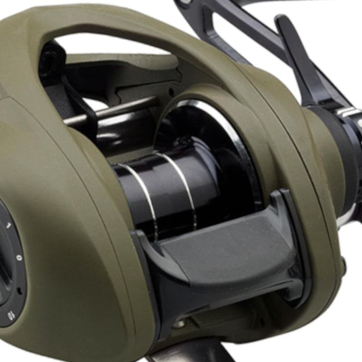 Savage Gear Baitcast Multirolle zum Kunstköderangeln auf Raubfische 8.1:1 SG8 250 RH BC