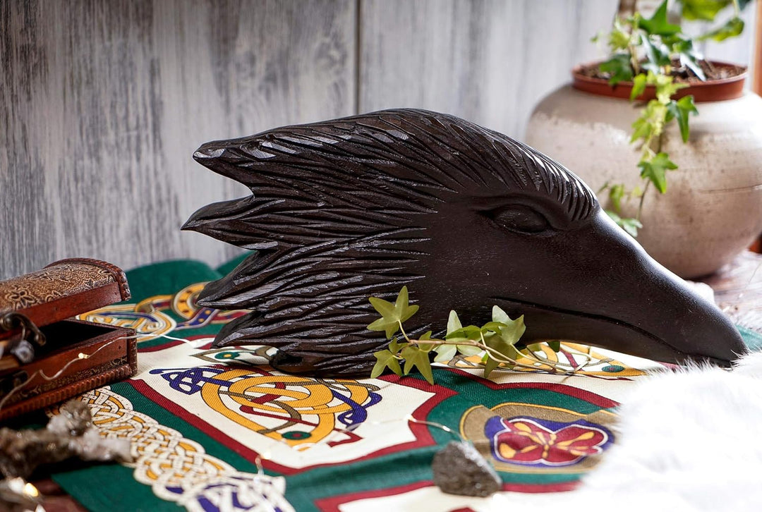 Windalf Vikings Wandbild Munin 33 cm Odins Schwarzer Rabe Wandrelief Nordische Mythologie Handarbeit